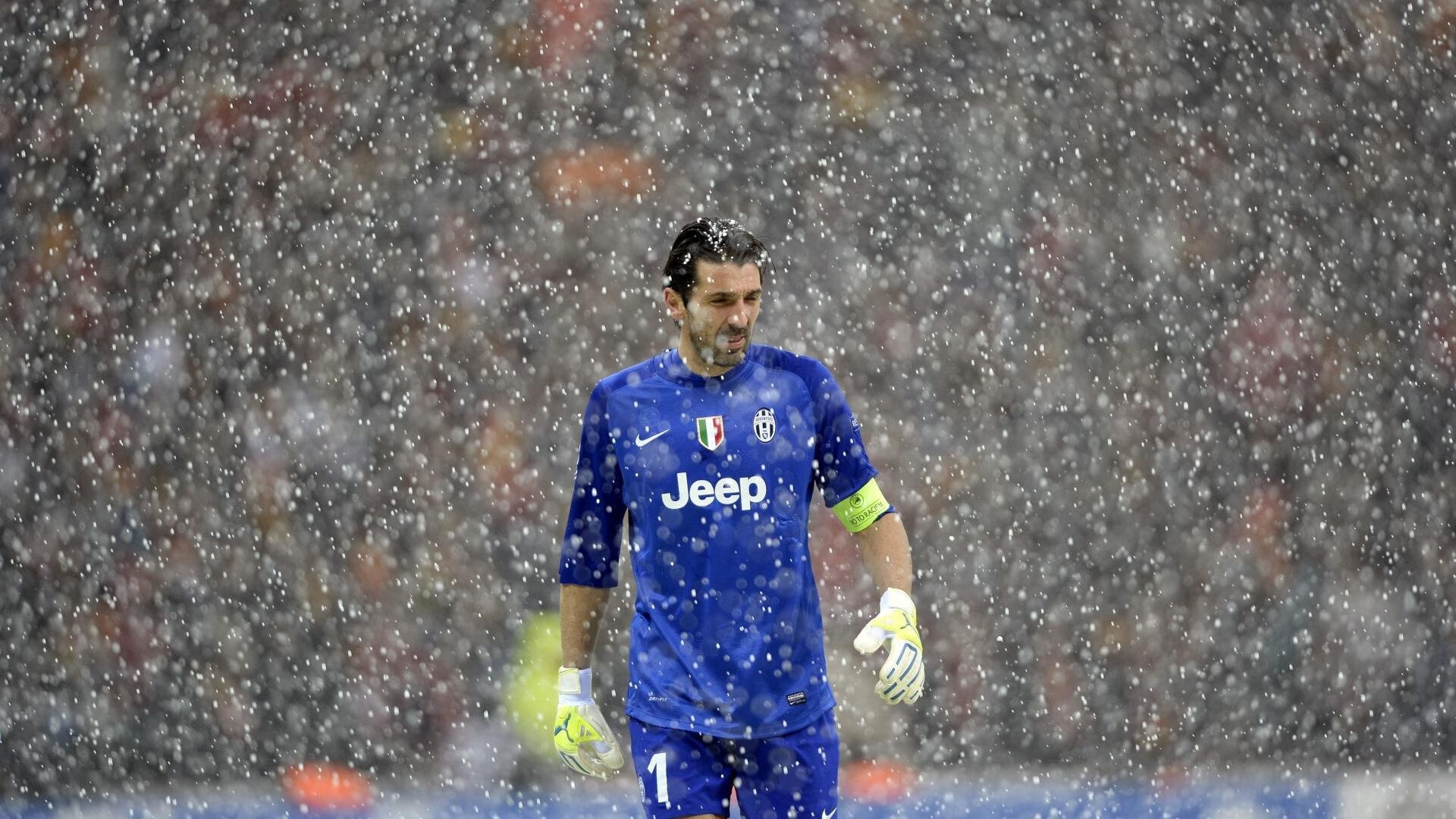 开云·体育全站登录地址-皮特·斯图斯：凭借精准拦截与快速反击成南非防守基石，in 斯皮特 of  第2张